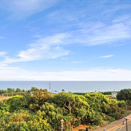 Апартаменти Skyview Eastbourne 24 Екстер'єр фото